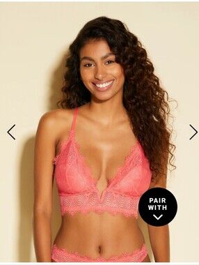 Cosabella Allure BraletteLace Bralette in Rossa Sz M $95